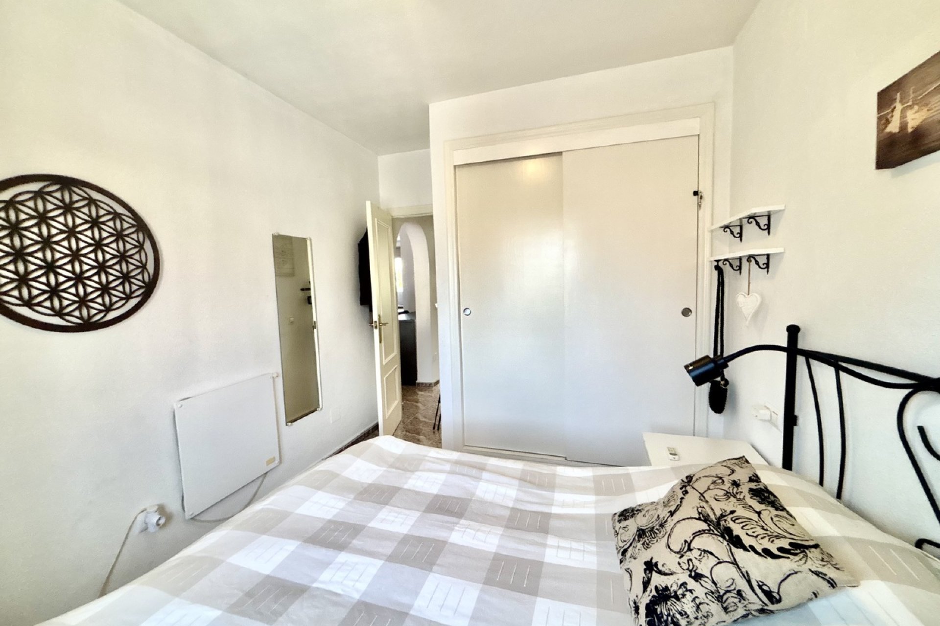 Resale - Apartment / Flat * - La Zenia *