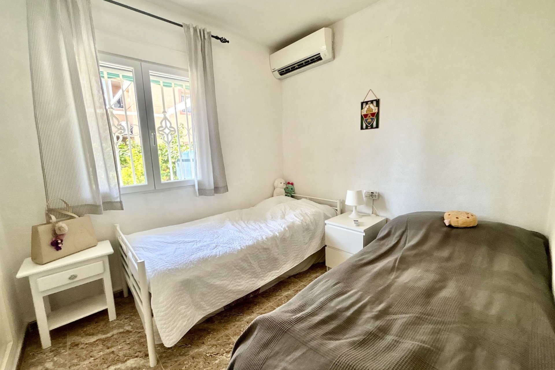 Resale - Apartment / Flat * - La Zenia *