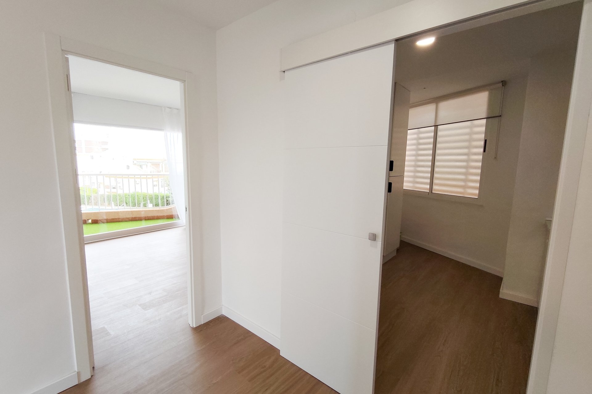 Resale - Apartment / Flat * - La Zenia *