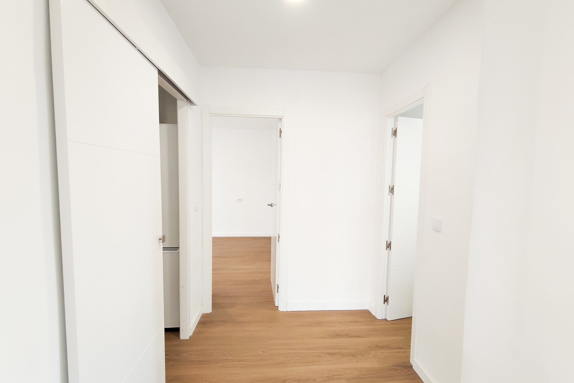 Resale - Apartment / Flat * - La Zenia *