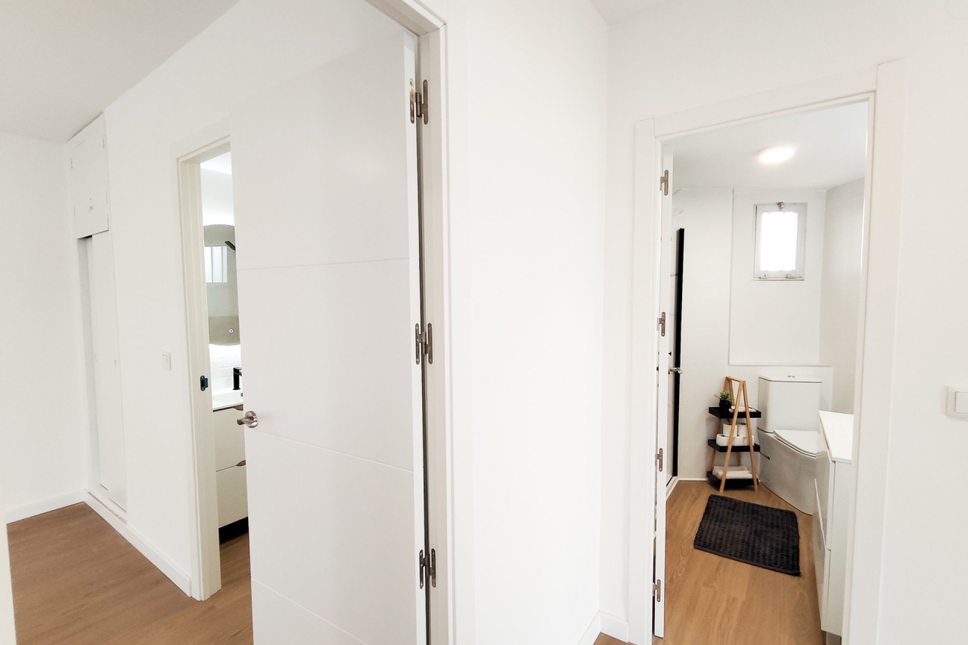 Resale - Apartment / Flat * - La Zenia *