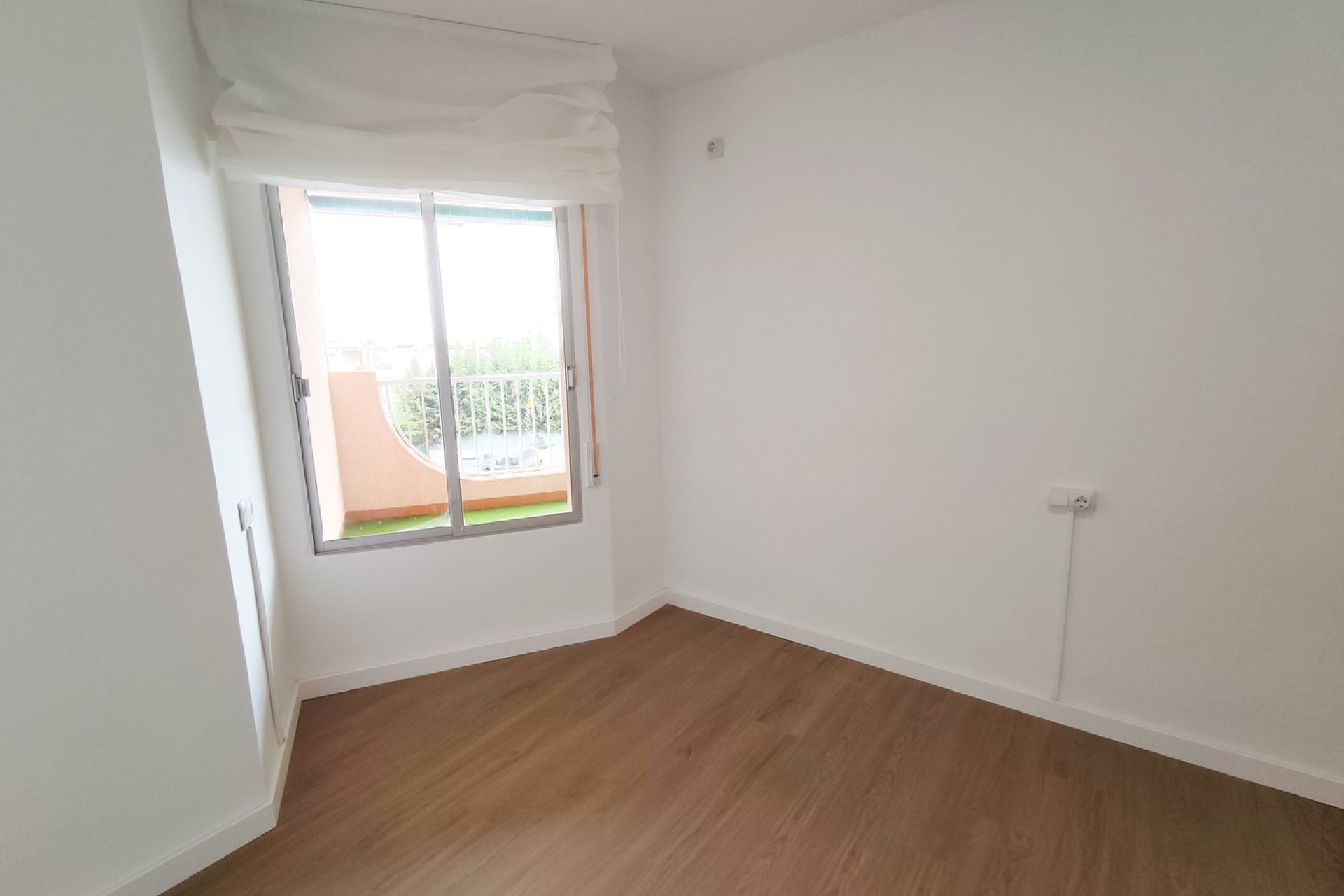 Resale - Apartment / Flat * - La Zenia *