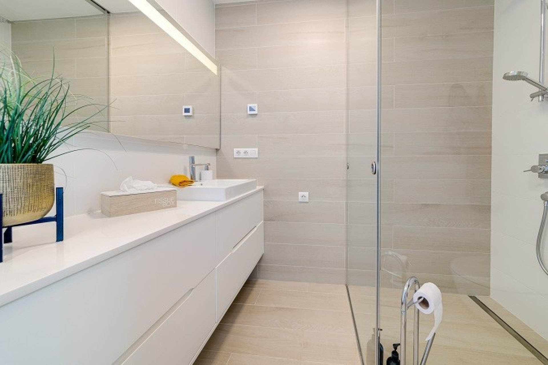 Resale - Apartment / Flat * - Las Colinas Golf * - Las Colinas Golf Resort *