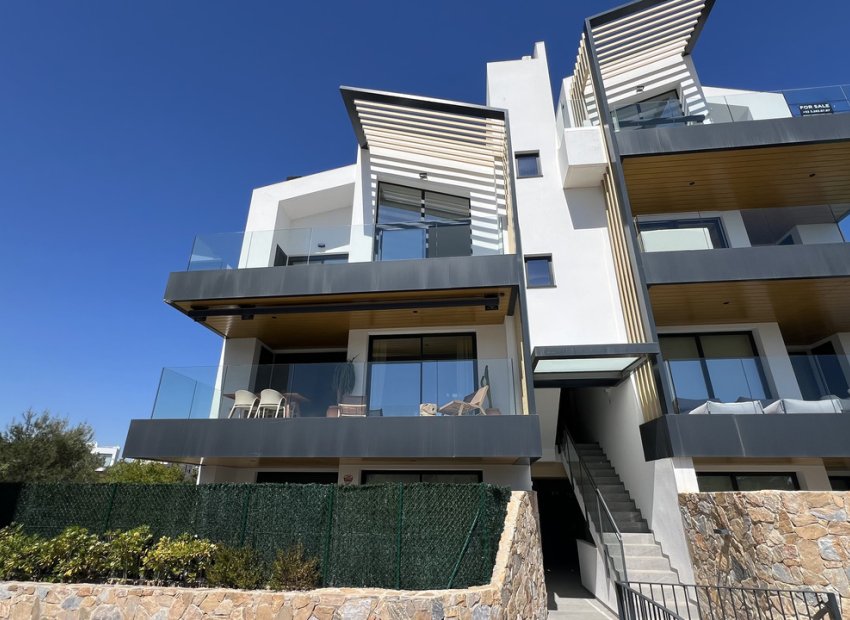 Resale - Apartment / Flat * - Las Colinas Golf * - Las Colinas Golf Resort *