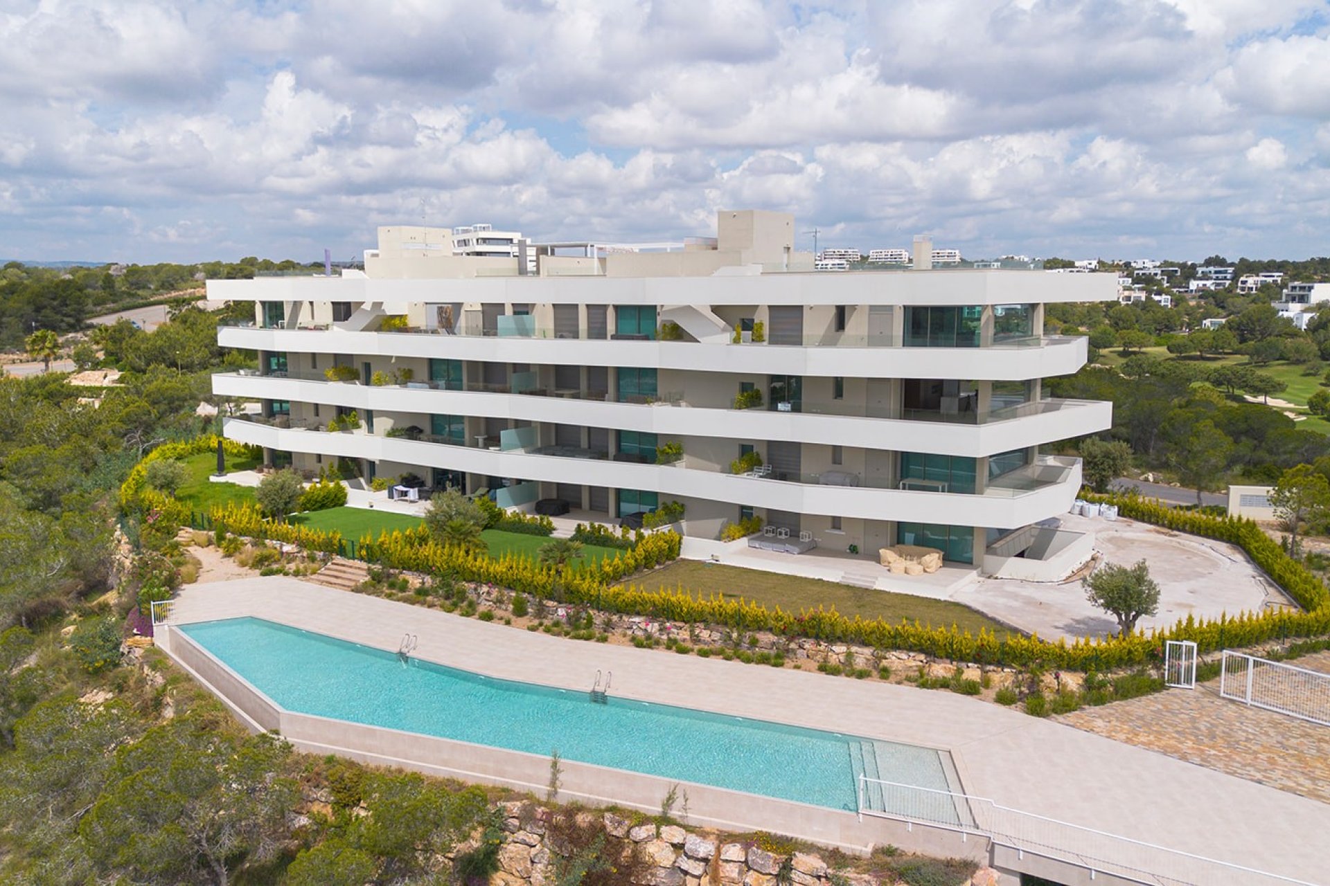 Resale - Apartment / Flat * - Las Colinas Golf Resort - Las Colinas golf