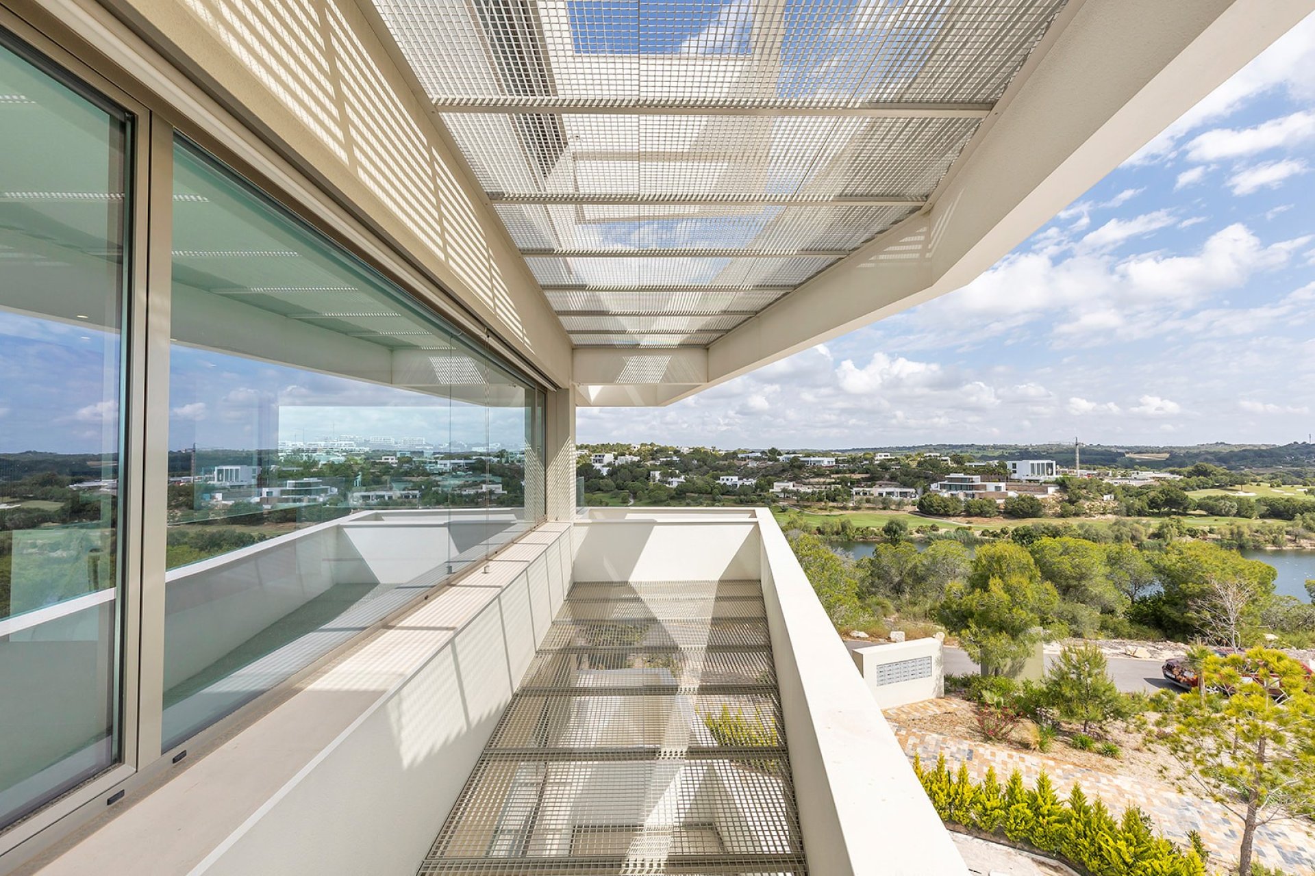 Resale - Apartment / Flat * - Las Colinas Golf Resort - Las Colinas golf
