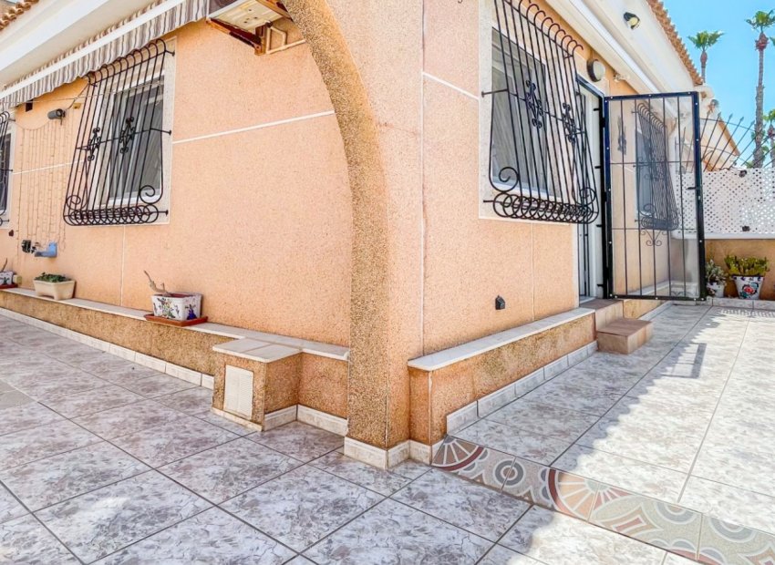 Resale - Apartment / Flat * - Los Alcazares * - Los Narejos *