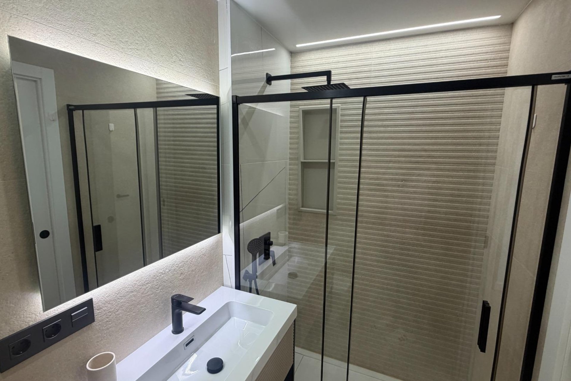 Resale - Apartment / Flat * - Los Alcazares * - Santa Rosalia *