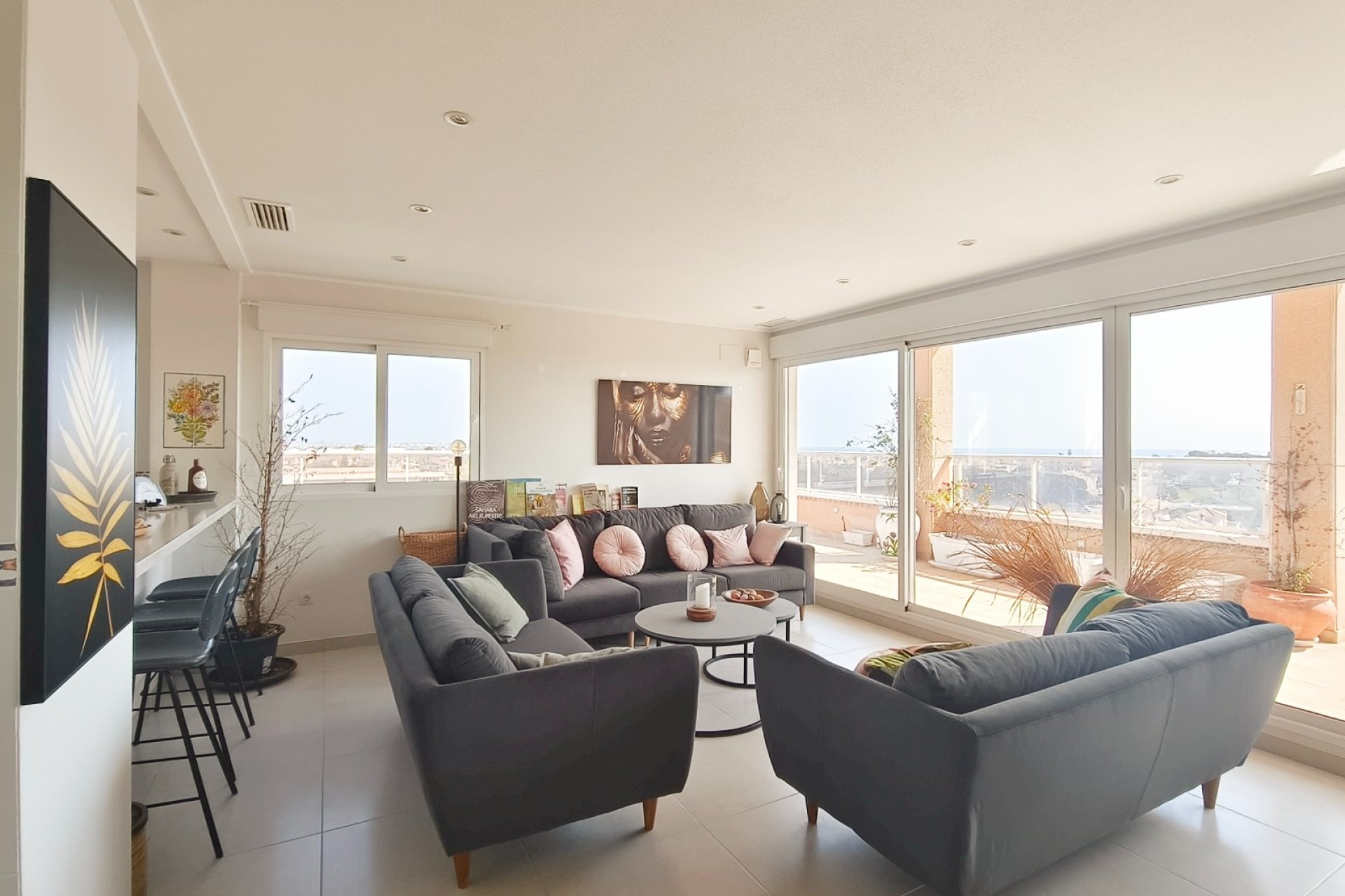 Resale - Apartment / Flat * - Los Altos * - Torrevieja