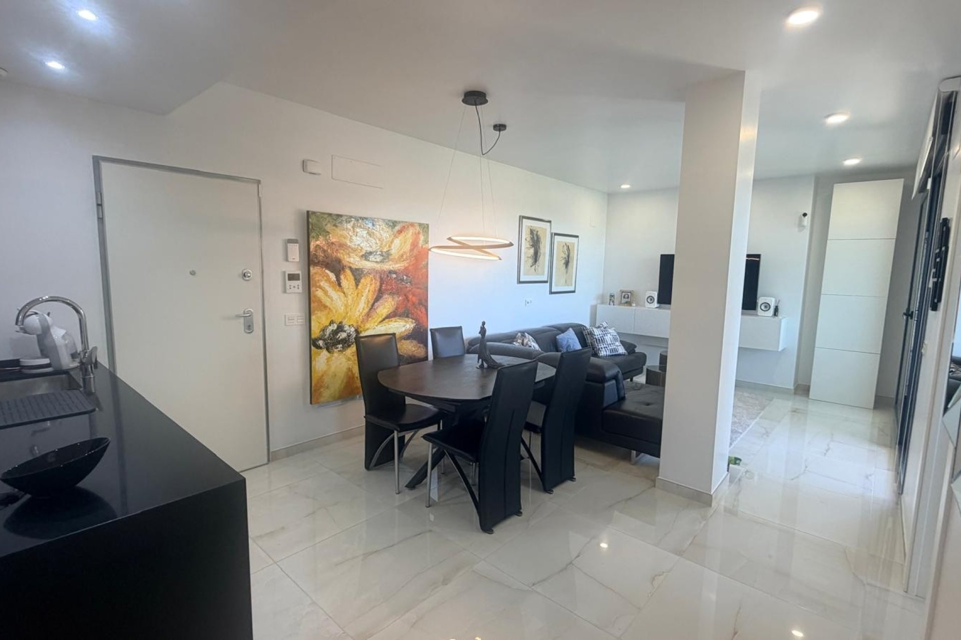 Resale - Apartment / Flat * - Los Altos * - Torrevieja *