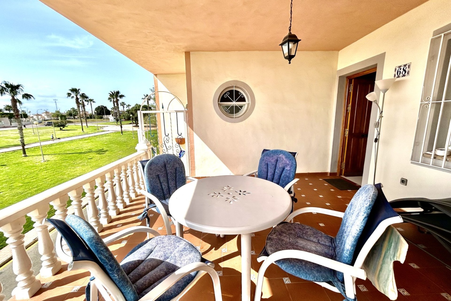 Resale - Apartment / Flat * - Los Altos *