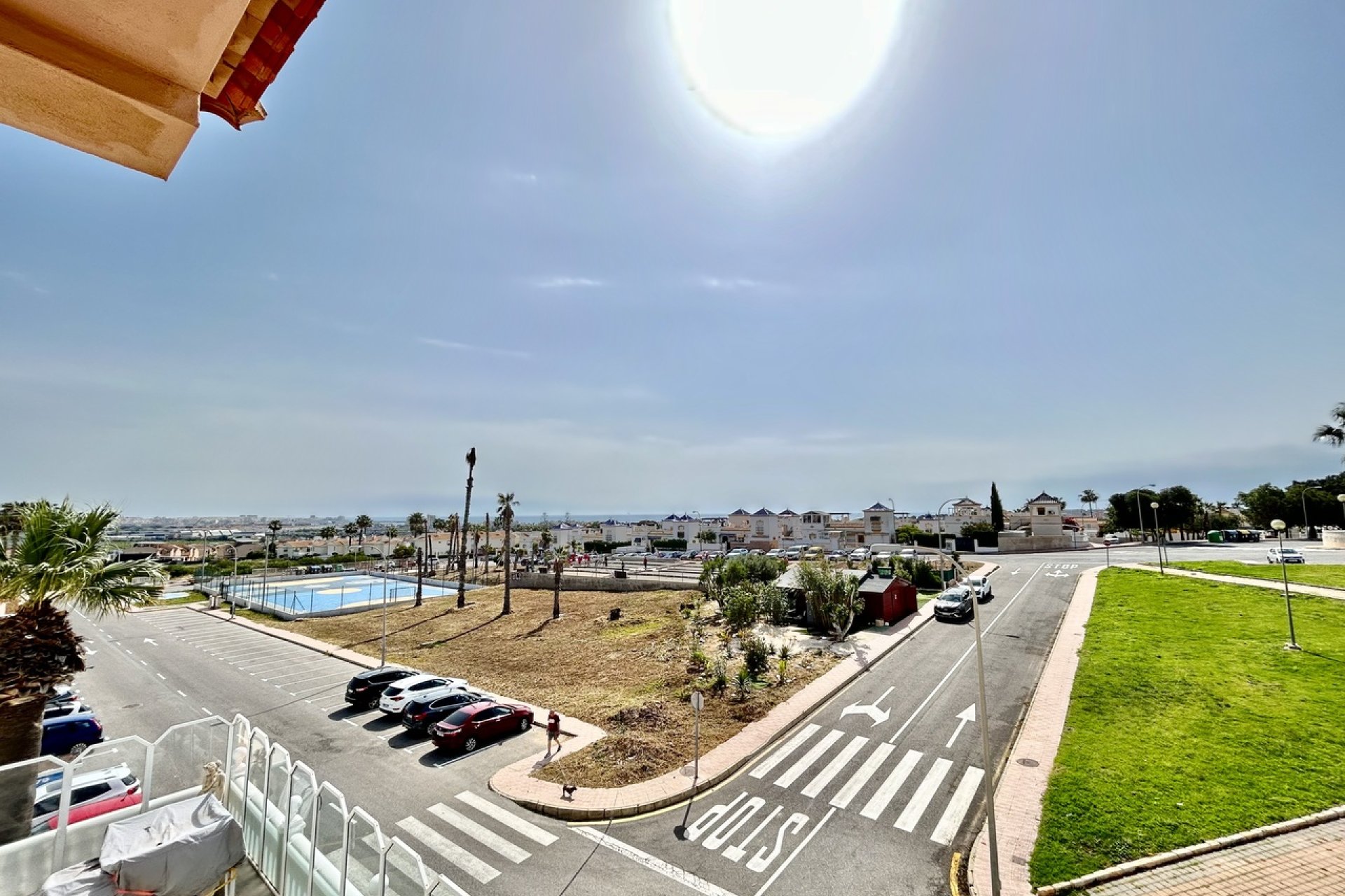 Resale - Apartment / Flat * - Los Altos *