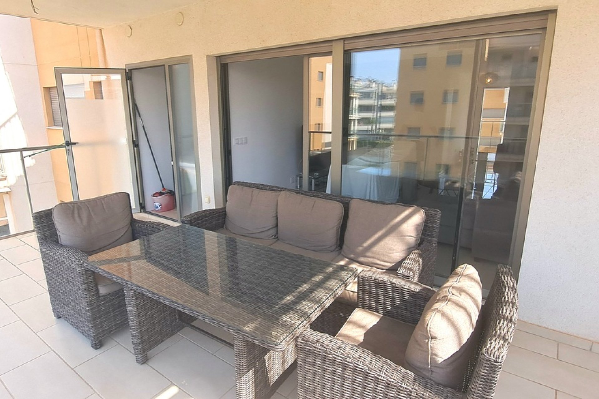 Resale - Apartment / Flat * - Los Dolses - Villamartín * 