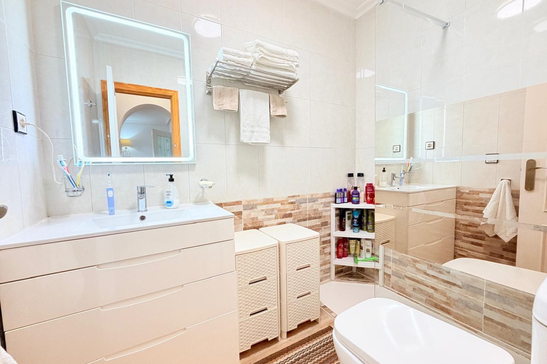 Resale - Apartment / Flat * - Los Montesinos * - La Herrada *