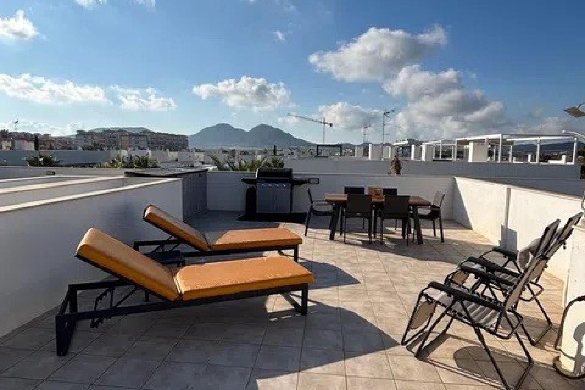 Resale - Apartment / Flat * - Mar de Cristal *