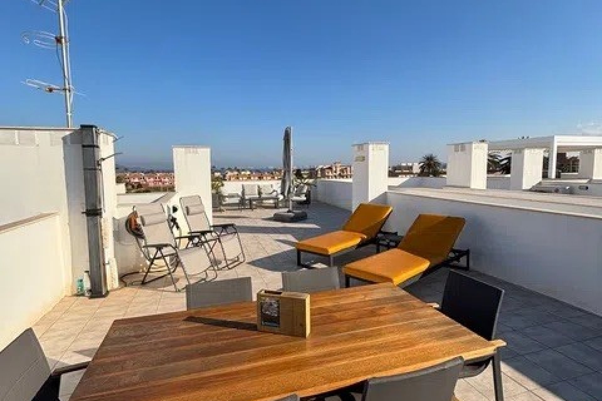 Resale - Apartment / Flat * - Mar de Cristal *