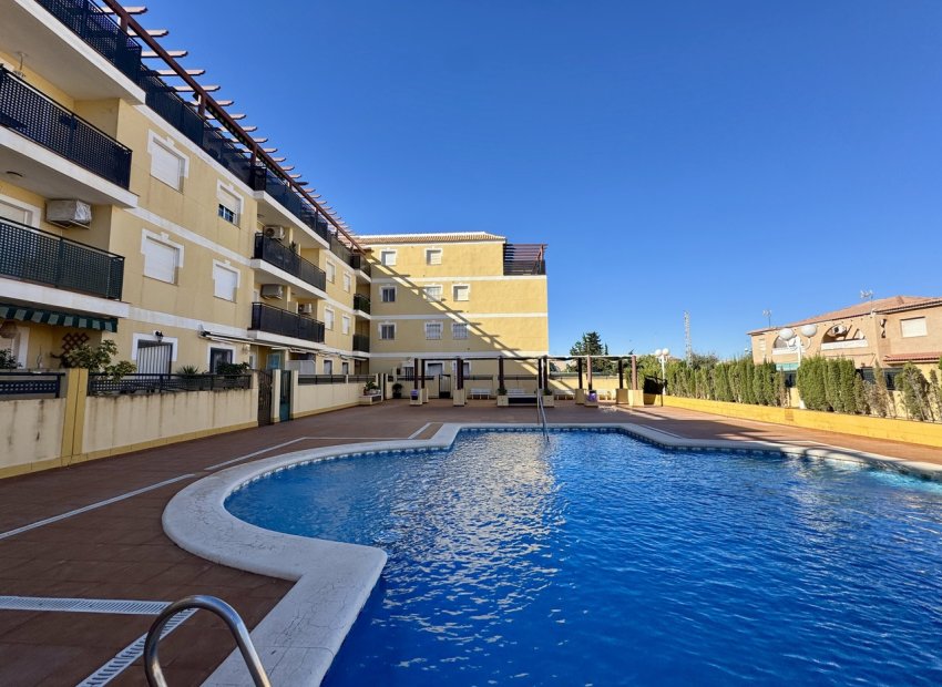Resale - Apartment / Flat * - Mar de Cristal *