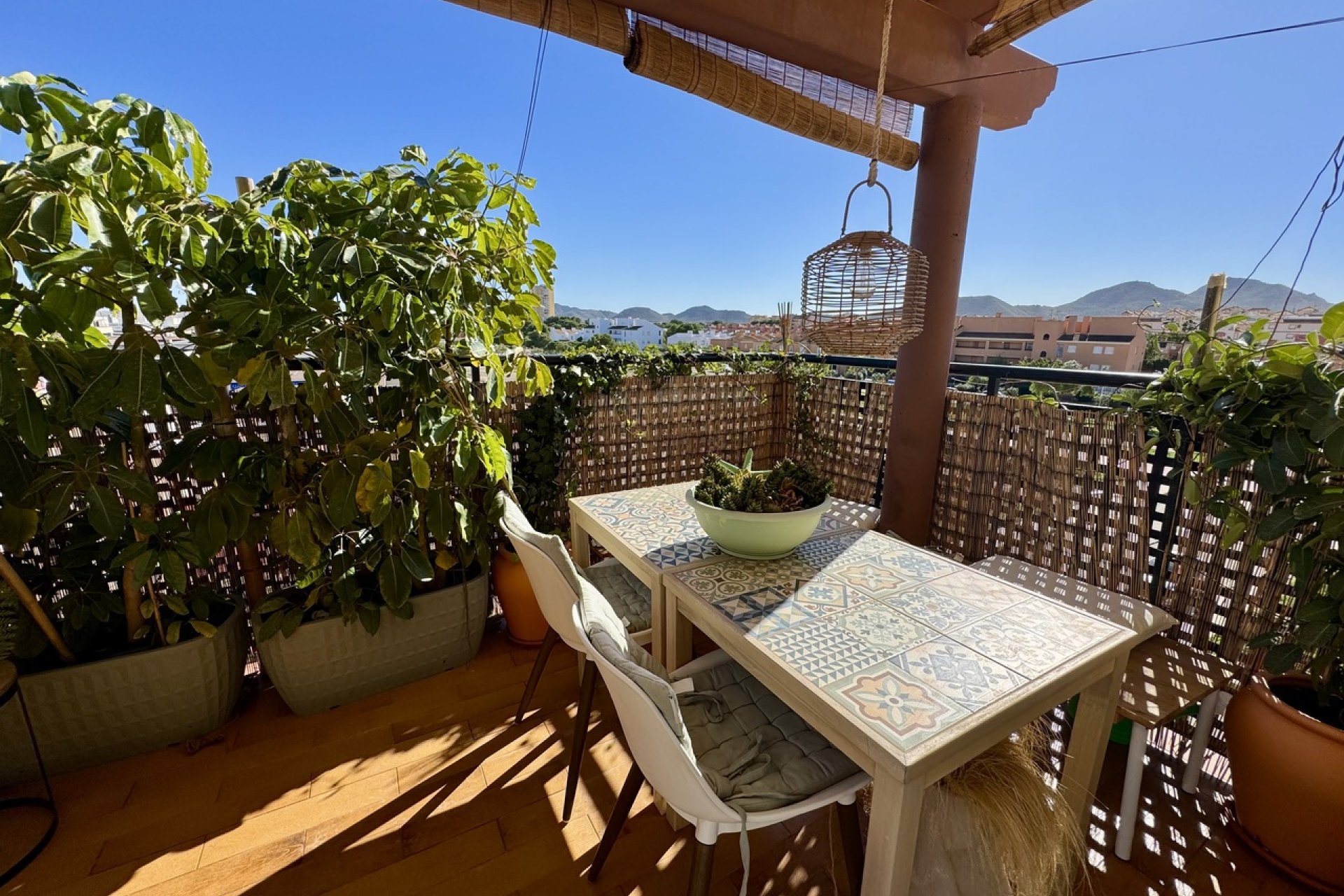 Resale - Apartment / Flat * - Mar de Cristal *