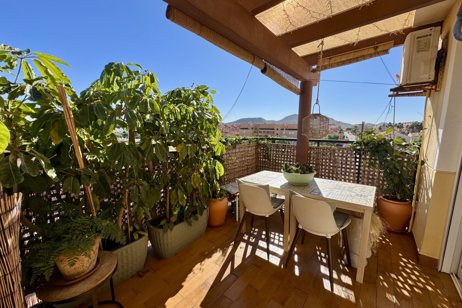 Resale - Apartment / Flat * - Mar de Cristal *