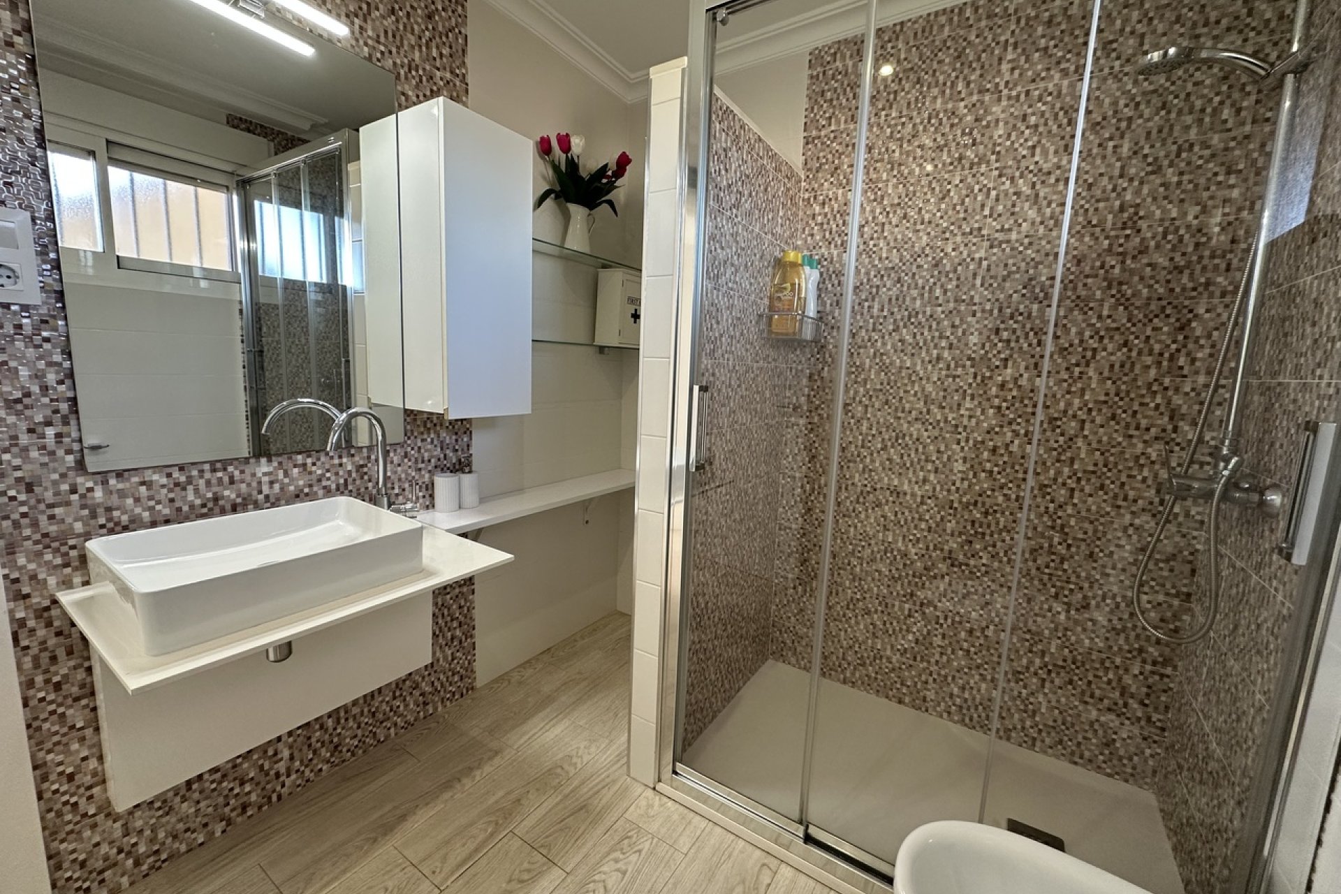 Resale - Apartment / Flat * - Mil Palmeras *