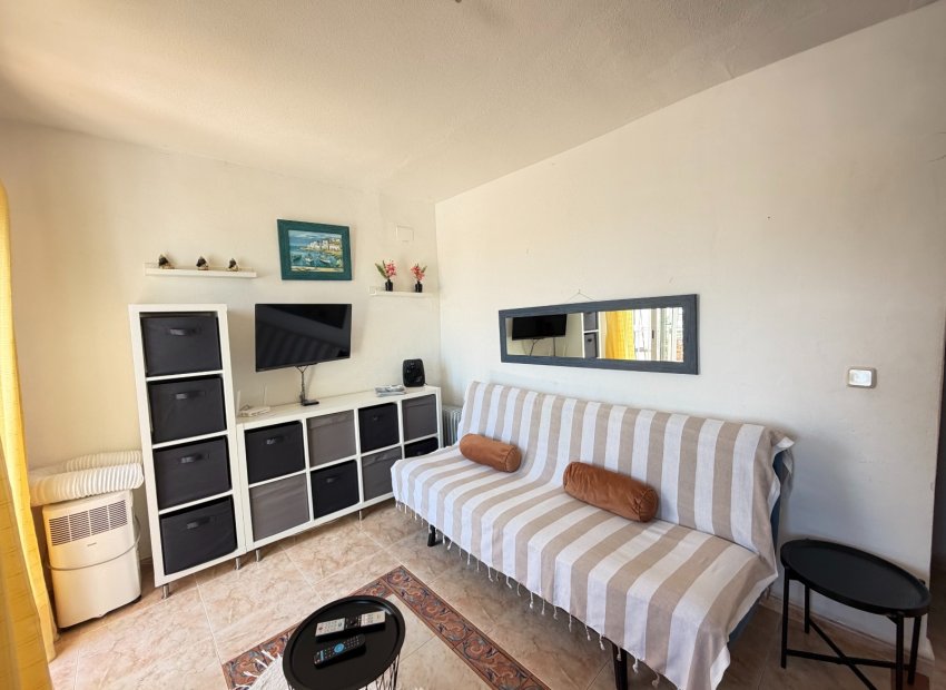 Resale - Apartment / Flat * - Orihuela Costa * - Blue Lagoon