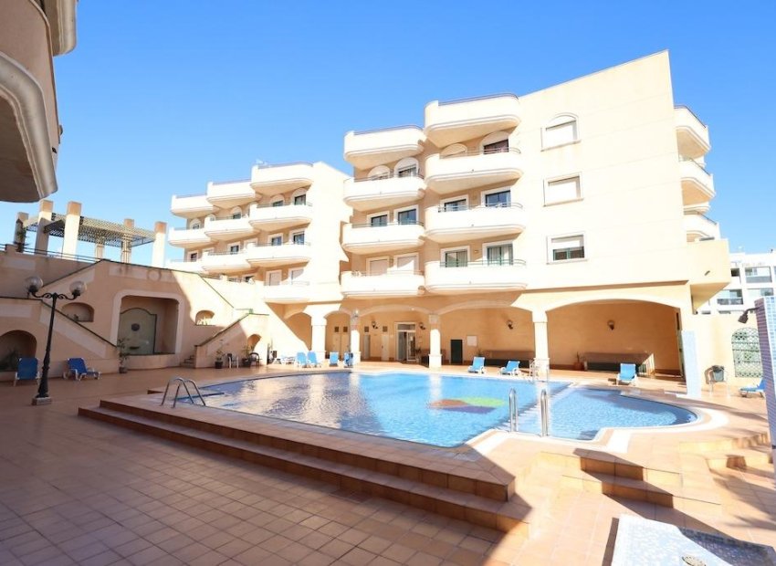 Resale - Apartment / Flat * - Orihuela Costa - Cabo Roig *