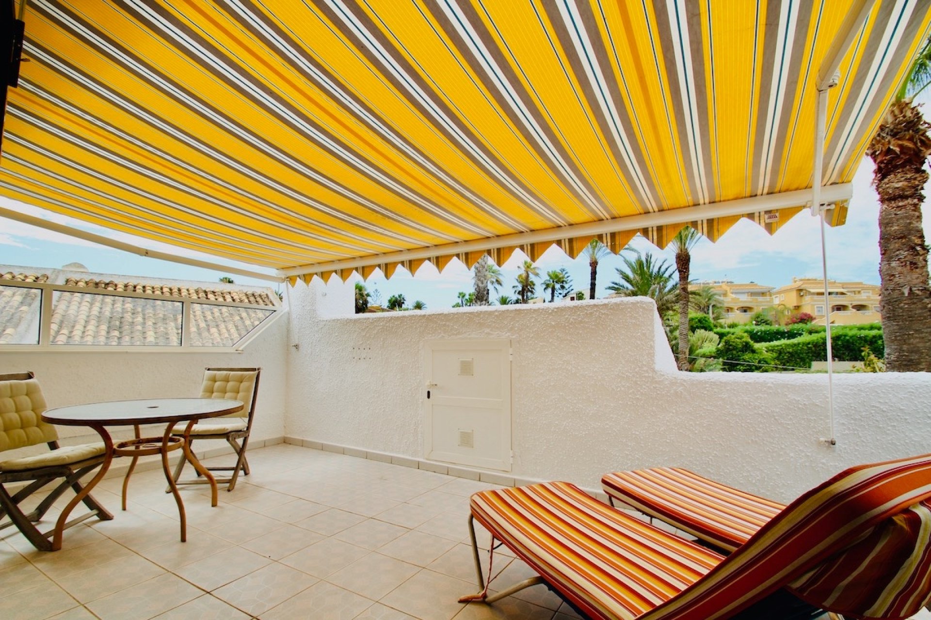 Resale - Apartment / Flat * - Orihuela Costa * - Cabo Roig *