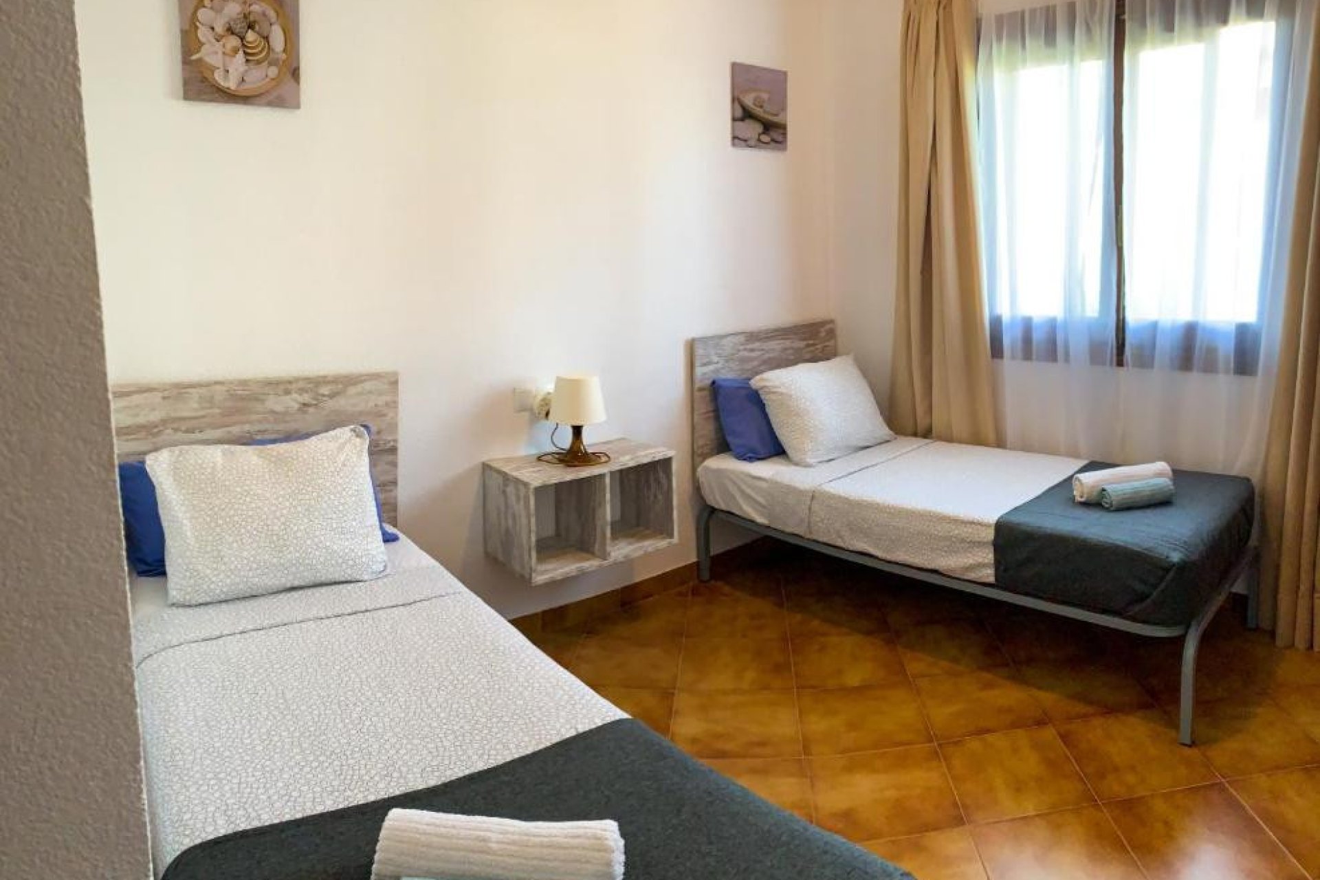 Resale - Apartment / Flat * - Orihuela Costa * - Cabo Roig *