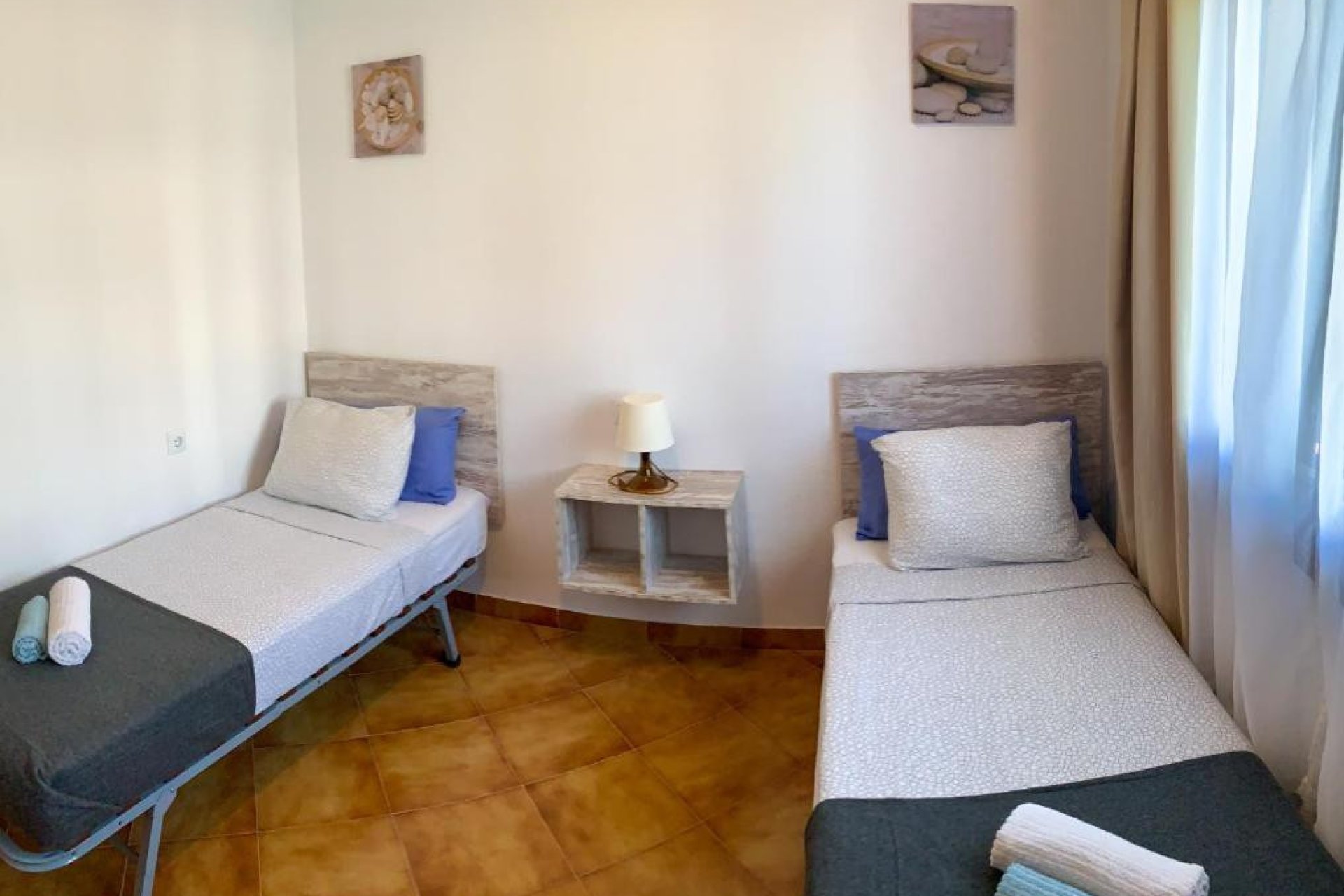 Resale - Apartment / Flat * - Orihuela Costa * - Cabo Roig *