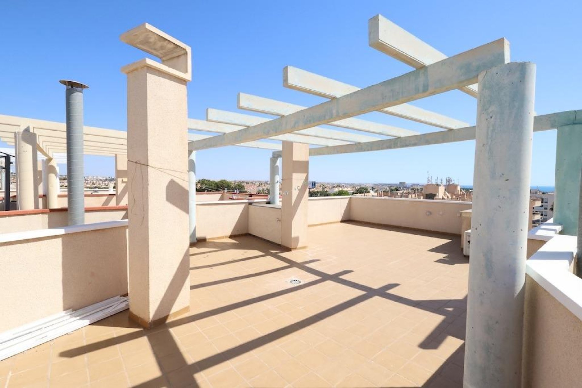 Resale - Apartment / Flat * - Orihuela Costa * - Cabo Roig *