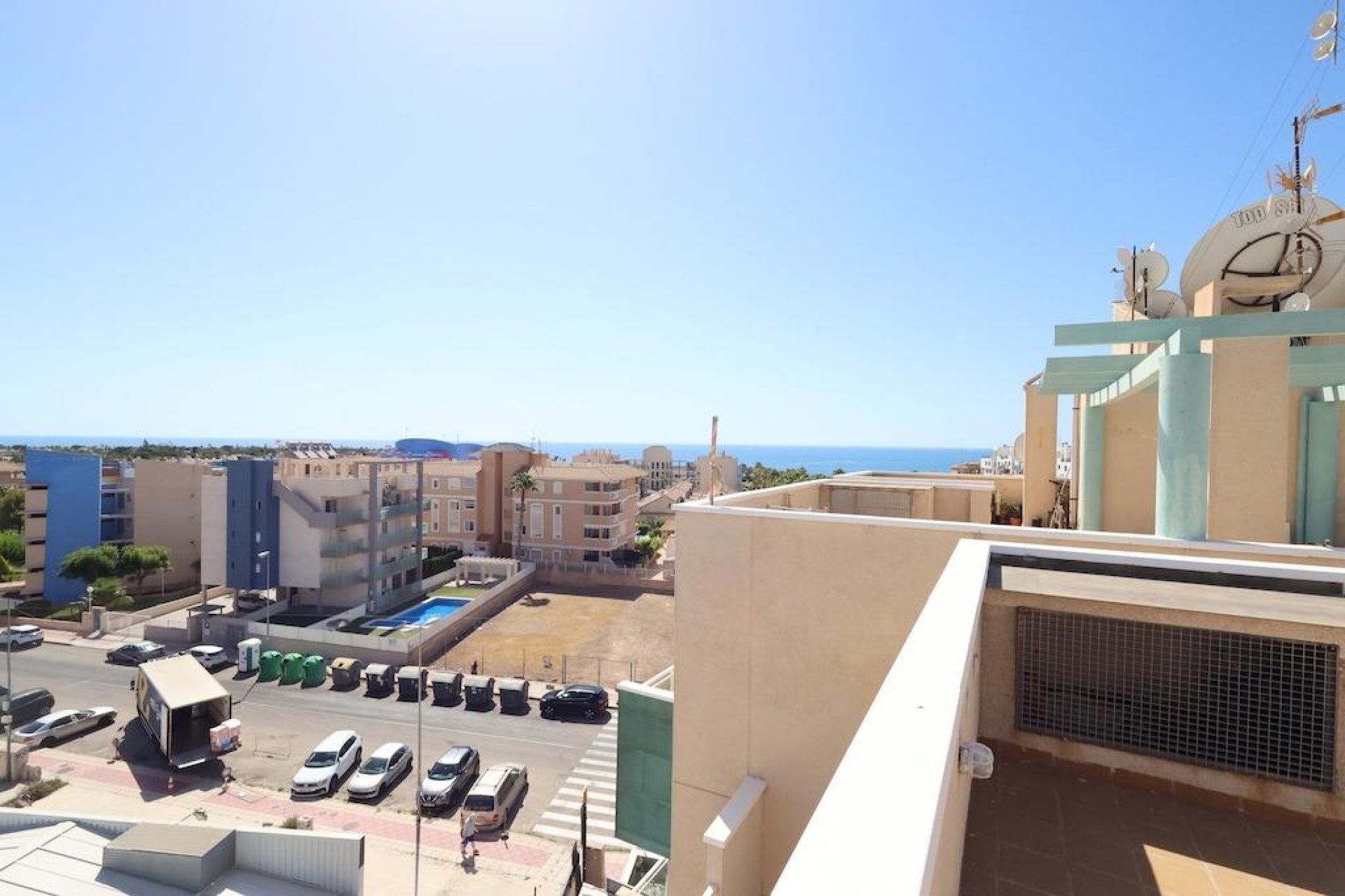Resale - Apartment / Flat * - Orihuela Costa * - Cabo Roig *