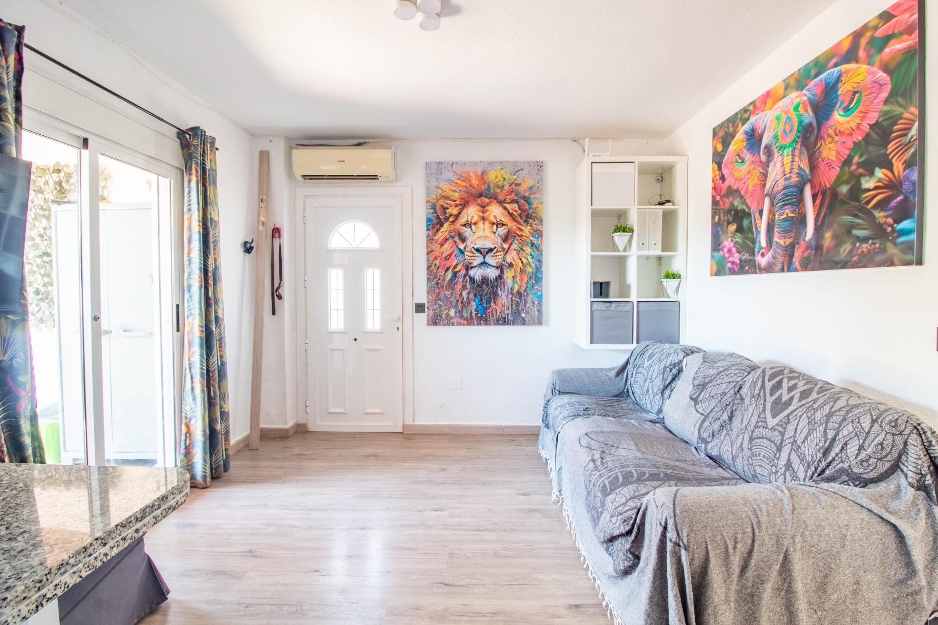 Resale - Apartment / Flat * - Orihuela Costa * - Cabo Roig *