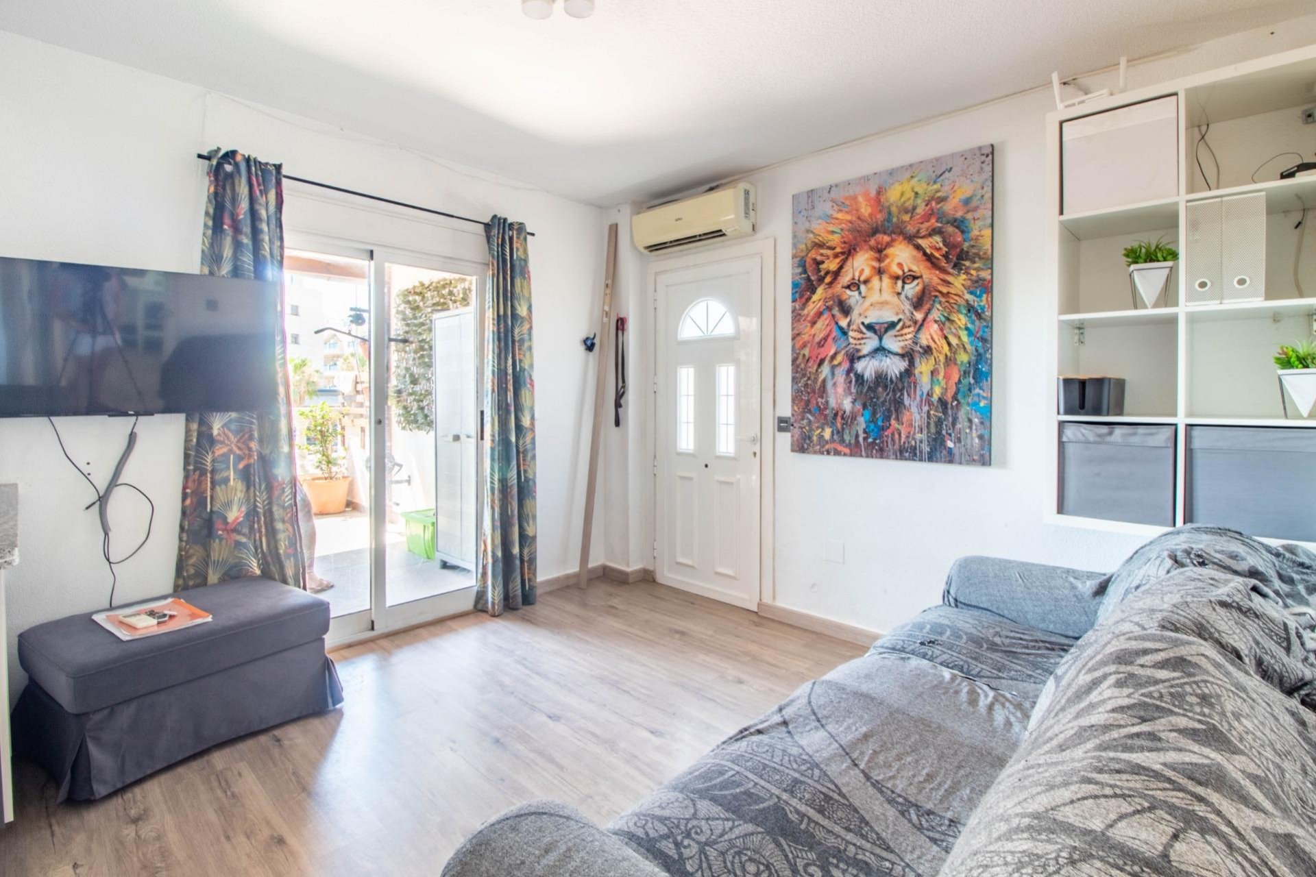 Resale - Apartment / Flat * - Orihuela Costa * - Cabo Roig *