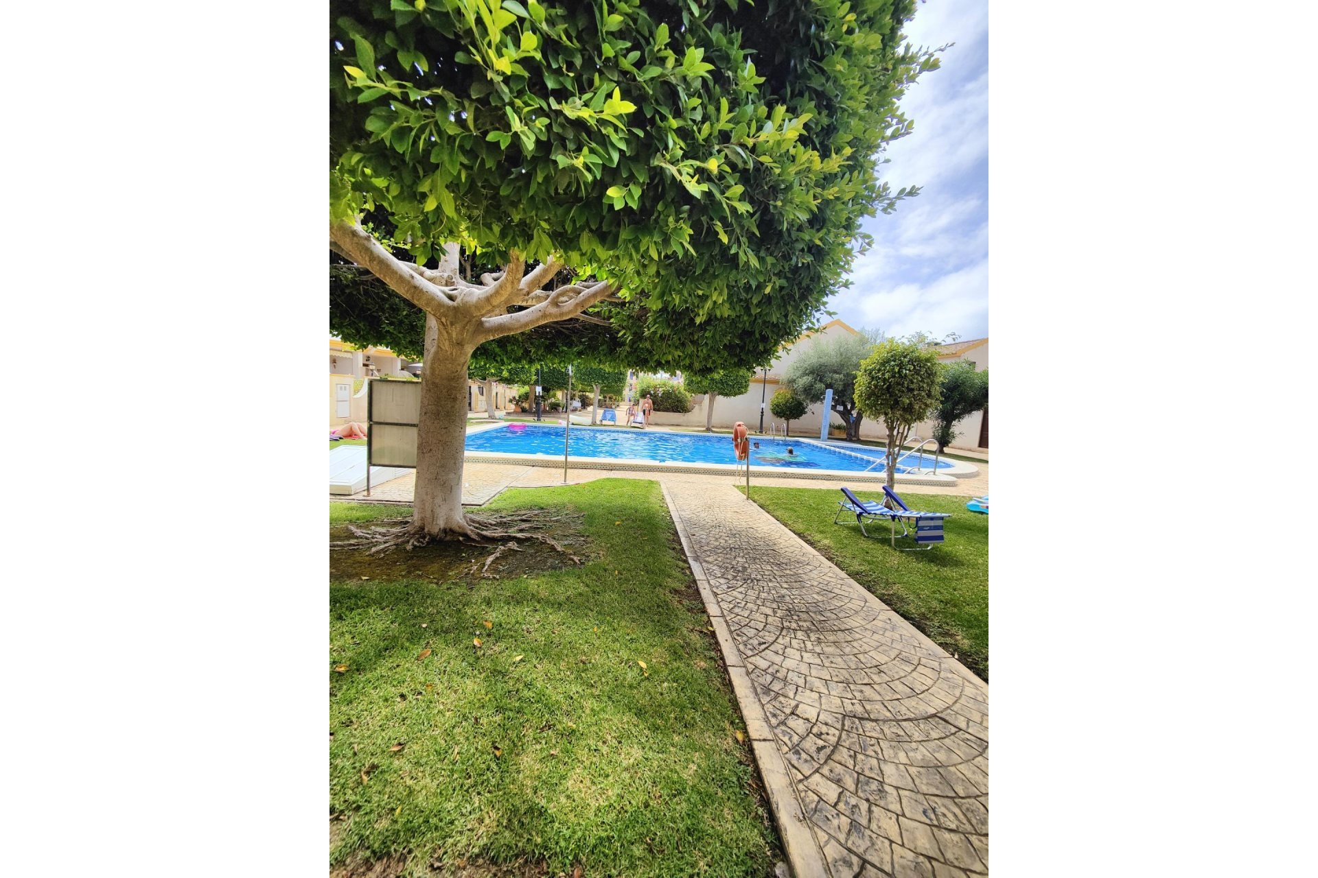 Resale - Apartment / flat - Orihuela Costa - Campoamor