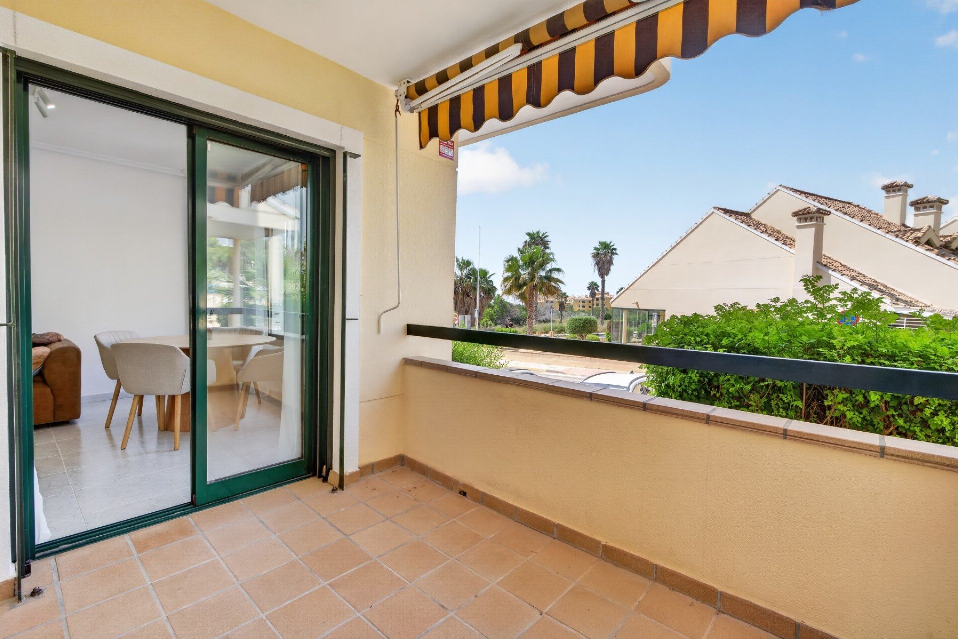 Resale - Apartment / Flat * - Orihuela Costa * - Campoamor *