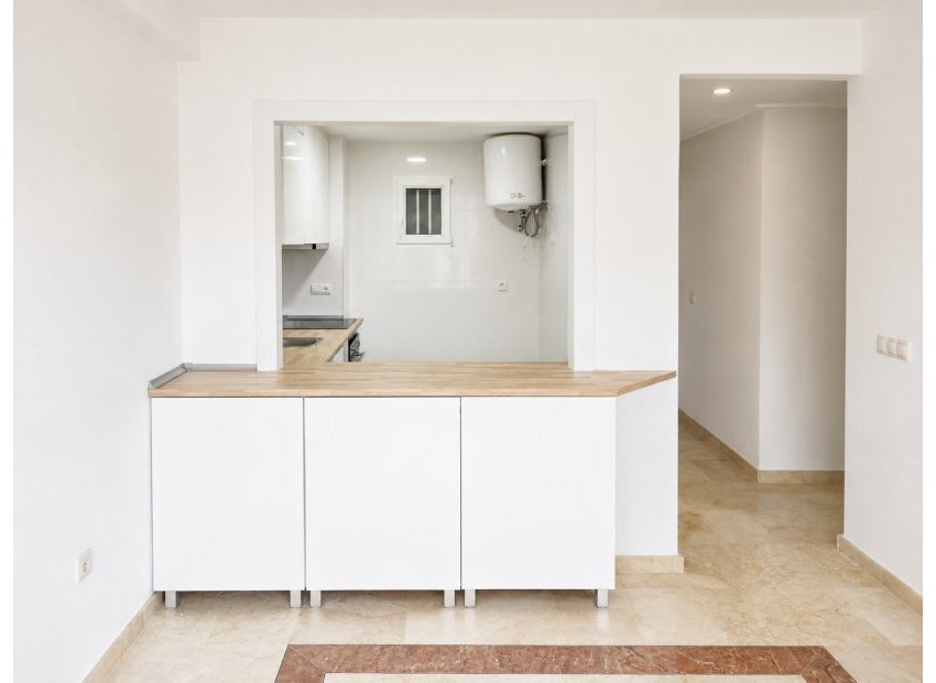 Resale - Apartment / Flat * - Orihuela Costa * - Campoamor