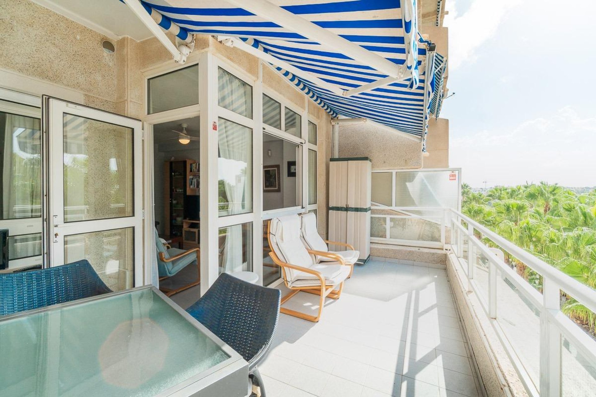 Resale - Apartment / Flat * - Orihuela Costa * - Campoamor *