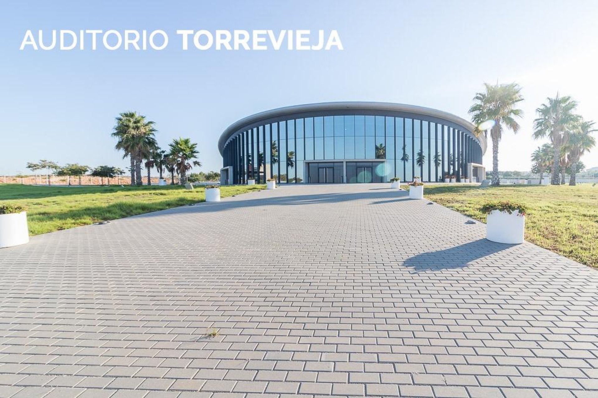 Resale - Apartment / Flat * - Orihuela Costa * - Campoamor *