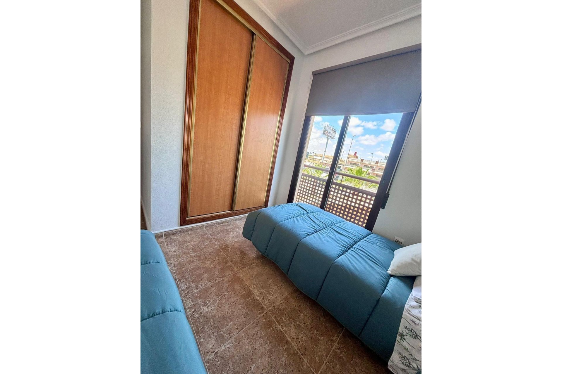 Resale - Apartment / Flat * - Orihuela Costa * - Campoamor *