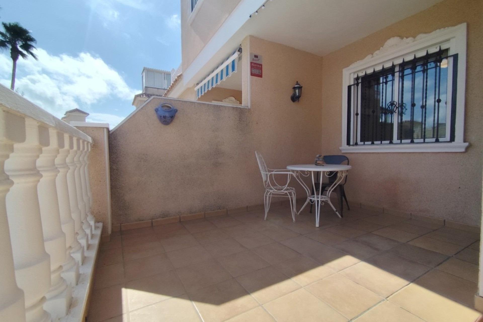 Resale - Apartment / Flat * - Orihuela Costa * - Campoamor *