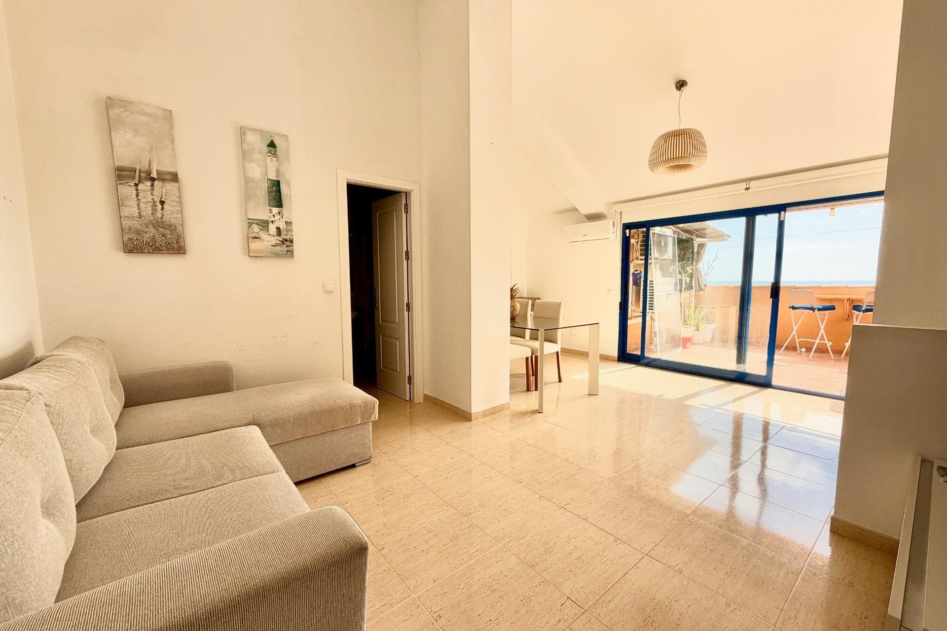 Resale - Apartment / Flat * - Orihuela Costa * - Campoamor *