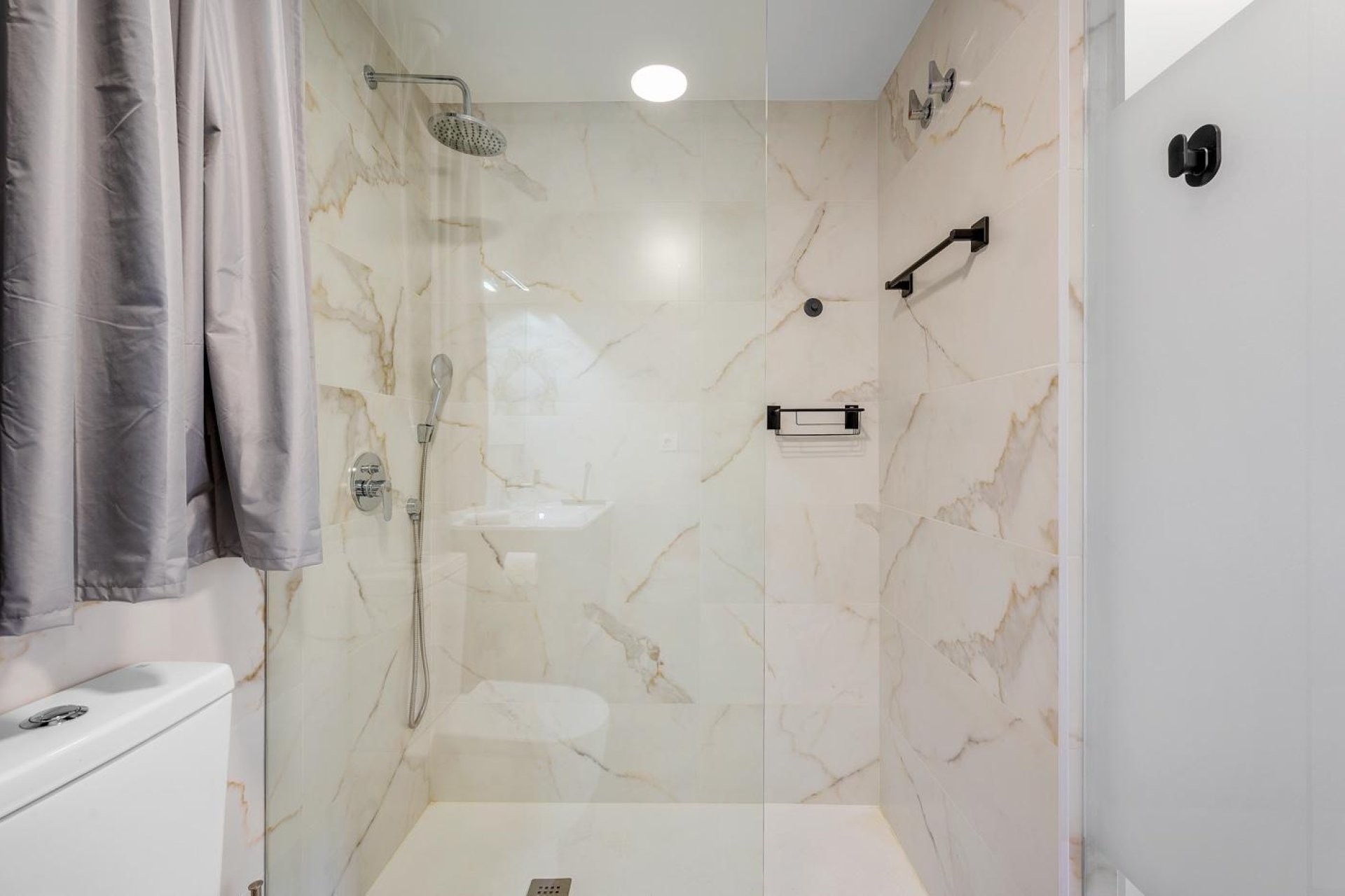 Resale - Apartment / Flat * - Orihuela Costa - Costa Blanca