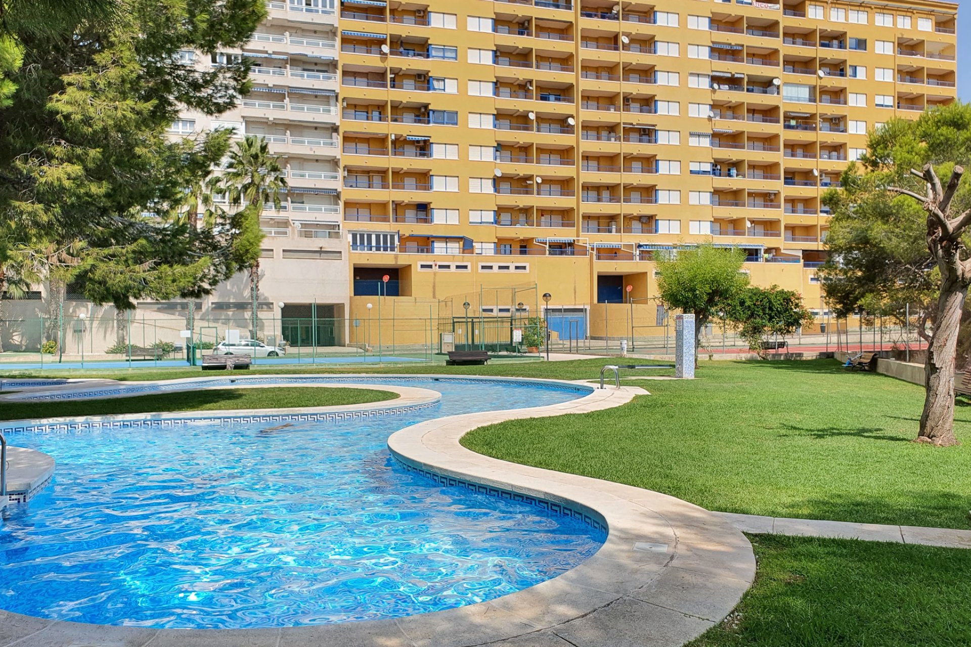 Resale - Apartment / flat - Orihuela Costa - Dehesa de campoamor