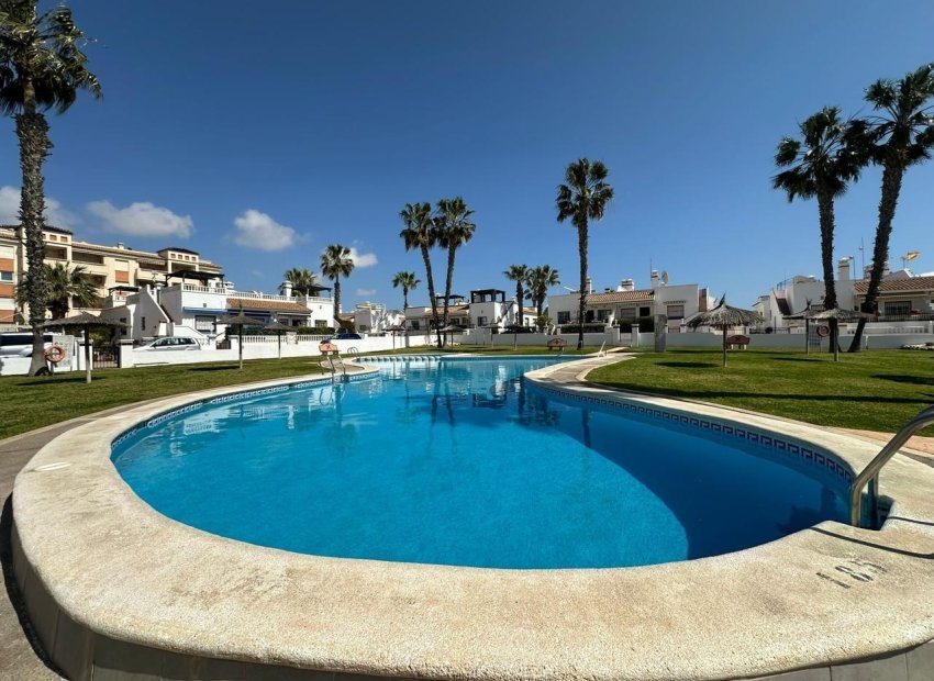 Resale - Apartment / Flat * - Orihuela Costa * - La Chismosa