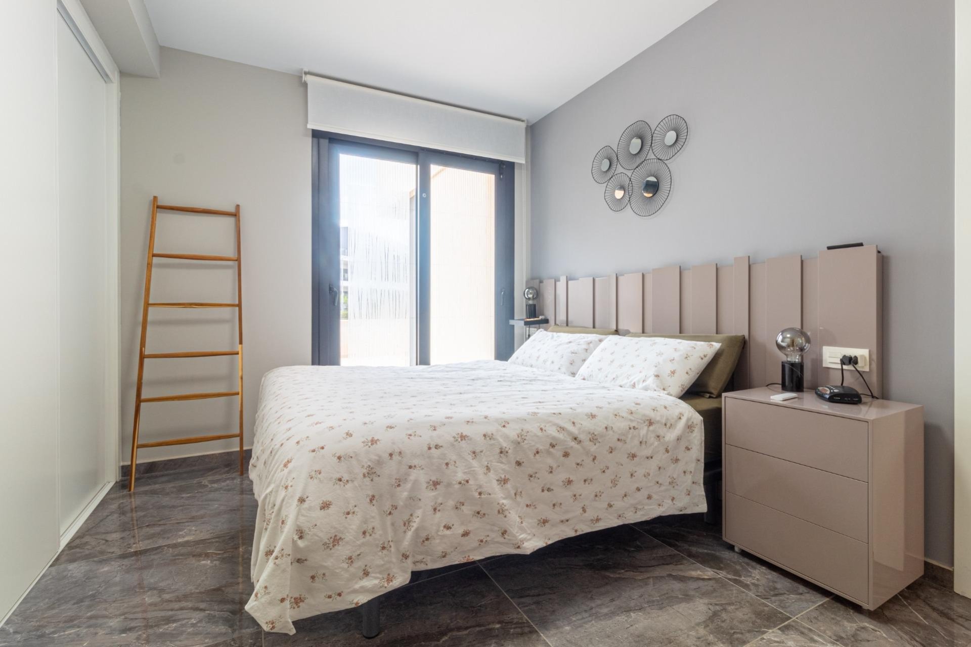 Resale - Apartment / Flat * - Orihuela Costa - La Florida *