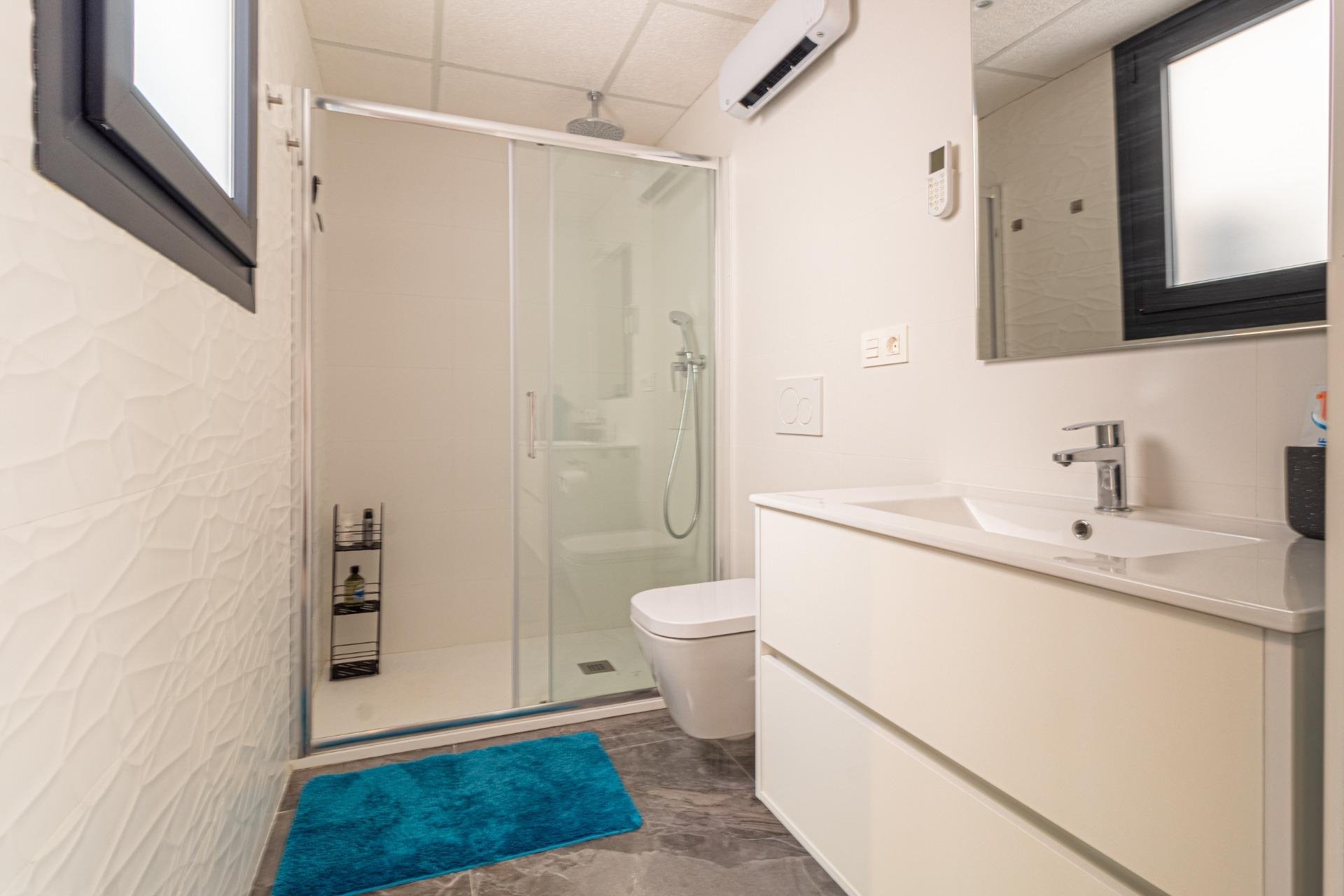 Resale - Apartment / Flat * - Orihuela Costa - La Florida *