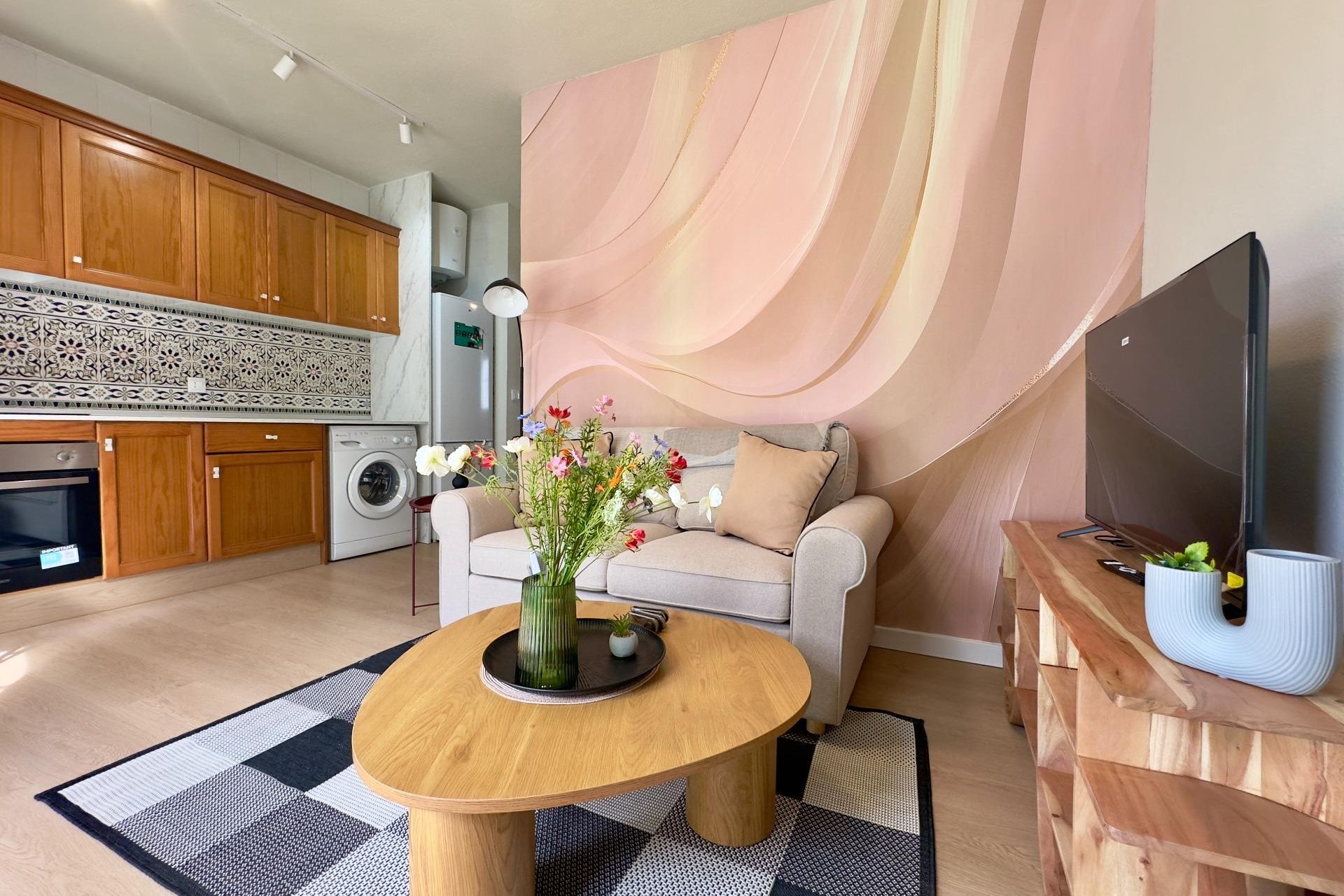 Resale - Apartment / Flat * - Orihuela Costa * - La Regia *