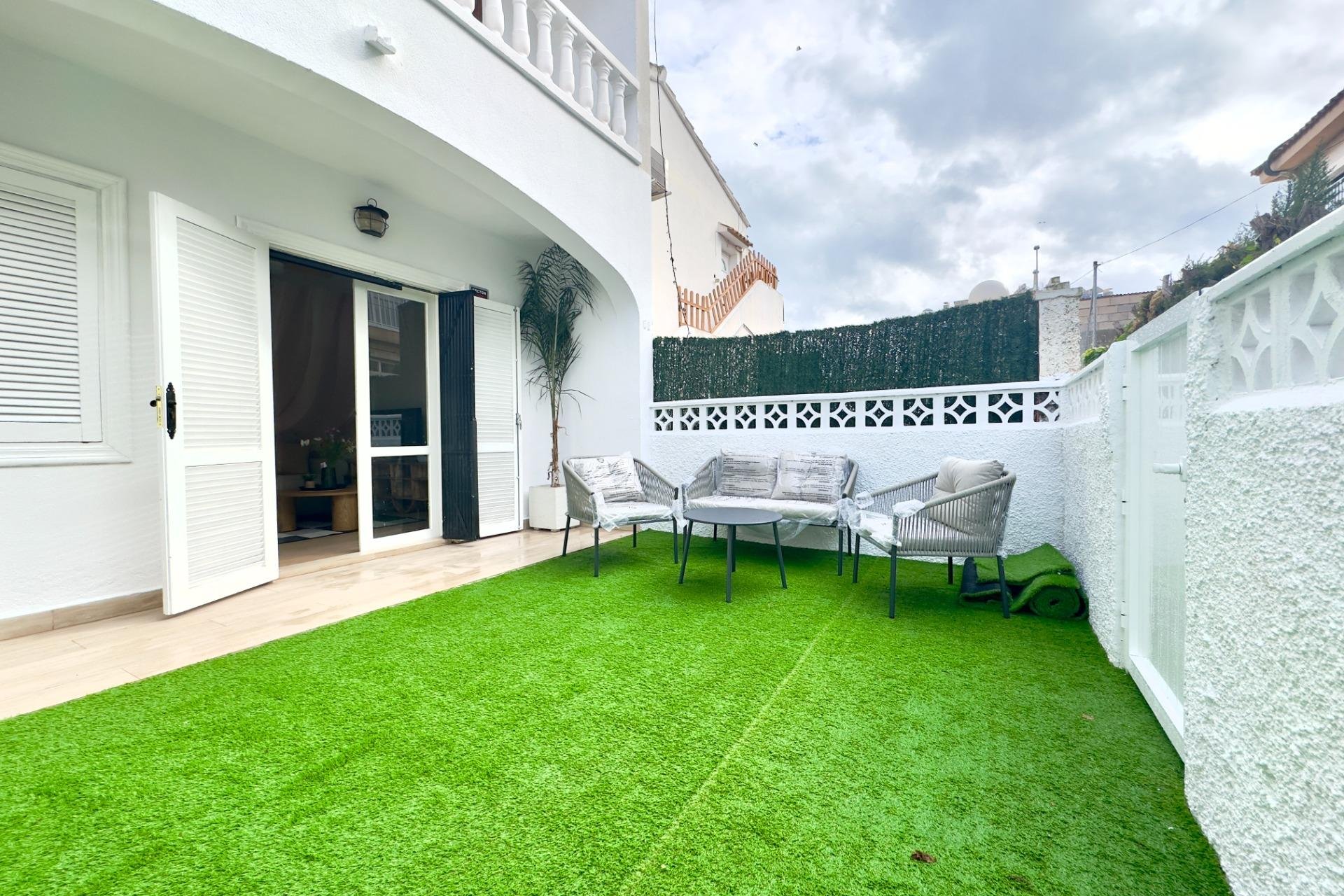 Resale - Apartment / Flat * - Orihuela Costa * - La Regia *