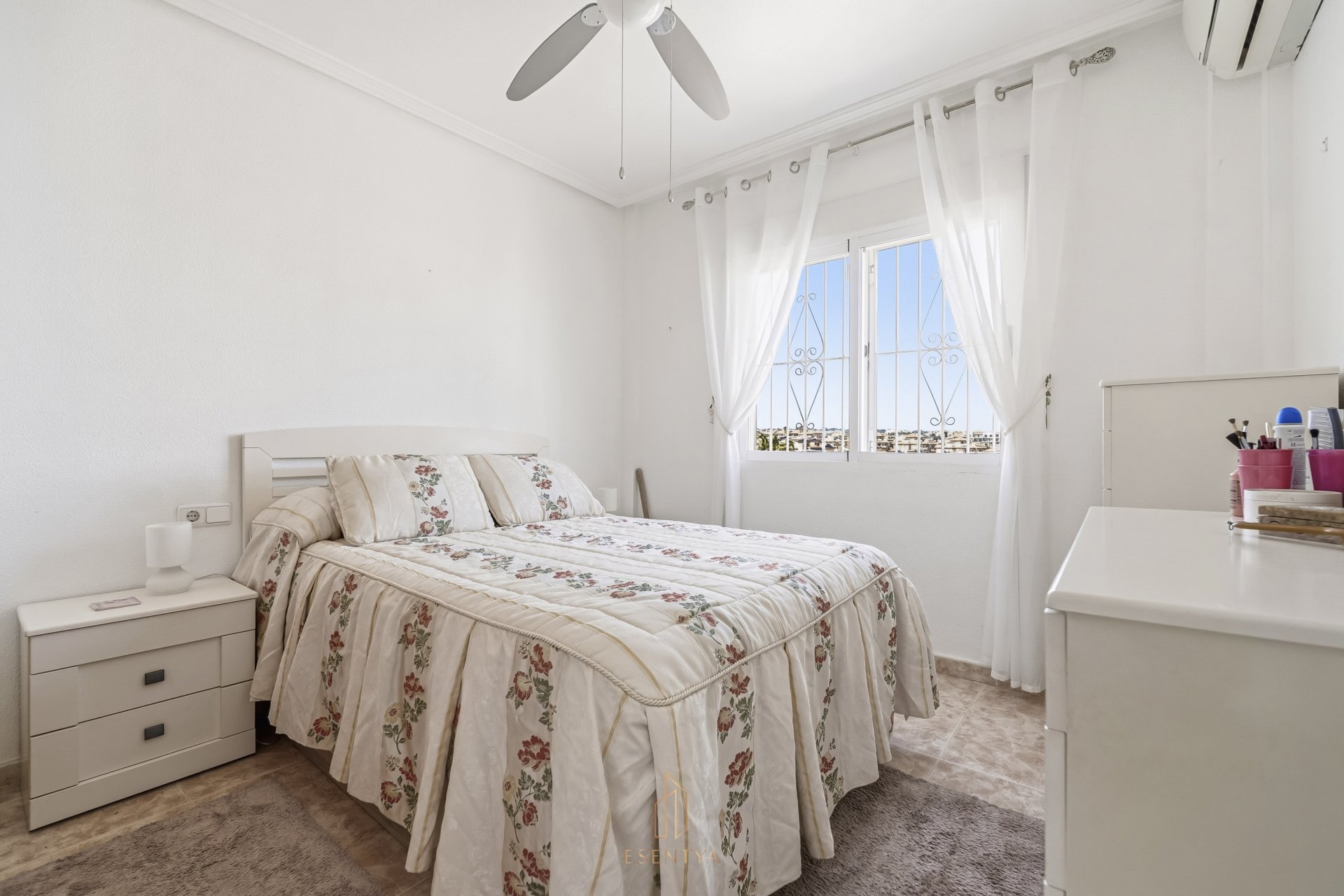 Resale - Apartment / Flat * - Orihuela Costa * - La Regia *
