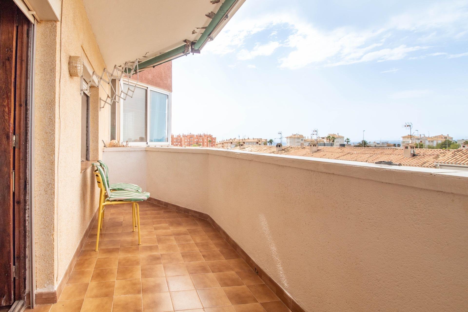 Resale - Apartment / Flat * - Orihuela Costa * - La Regia *